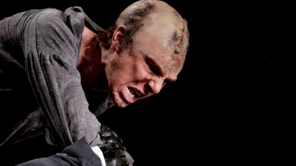 Benedict Cumberbatch and Jonny Lee Miller in Frankenstein